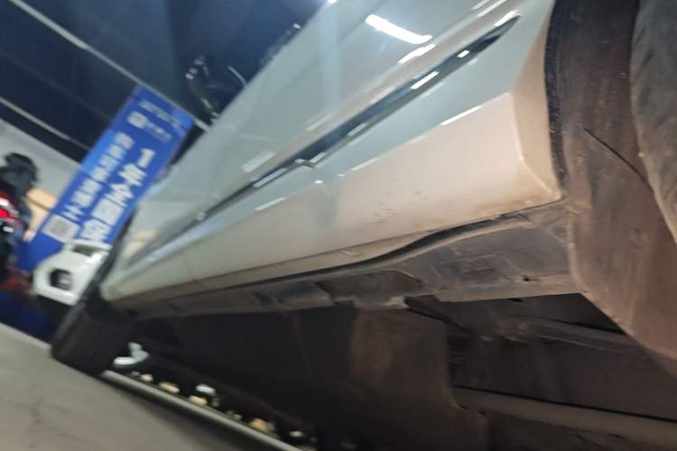 Used Honda UR-V 2020 370TURBO Four-Wheel Drive Prestige Edition Left Side Sill