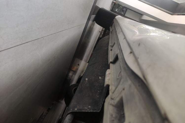 Used Honda UR-V 2020 370TURBO Two-Wheel Drive Luxury Edition Left Side Sill
