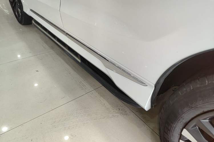 Used Honda UR-V 2020 370TURBO Two-Wheel Drive Luxury Edition Left Side Sill