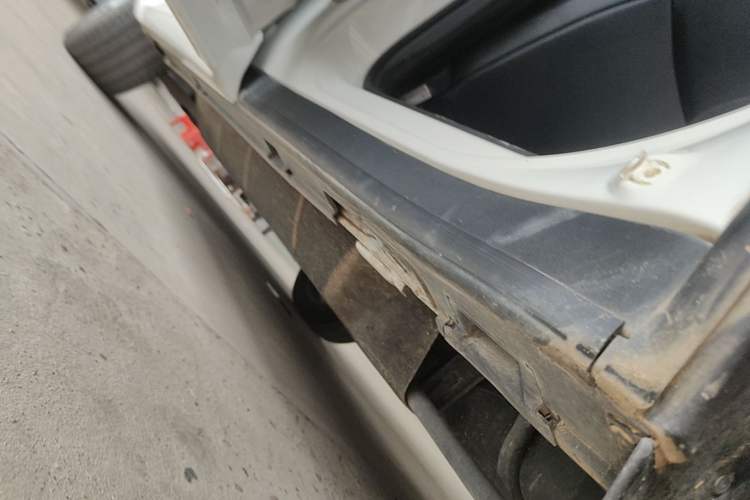 Used Honda UR-V 2020 240TURBO Two-Wheel Drive Zhiyue Version Left Side Sill