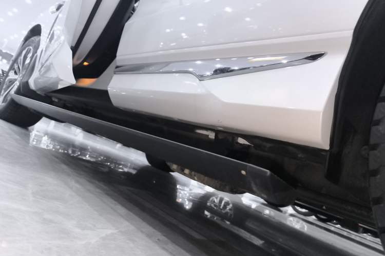 Used Honda UR-V 2020 370TURBO Four-Wheel Drive Prestige Edition Left Side Sill