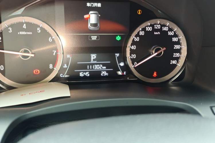 Used Honda UR-V 2020 370TURBO Four-Wheel Drive Prestige Edition Odometer Close Up