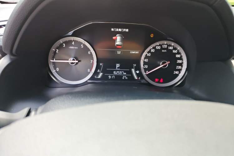Used Honda UR-V 2020 370TURBO Two-Wheel Drive Luxury Edition Odometer Close Up