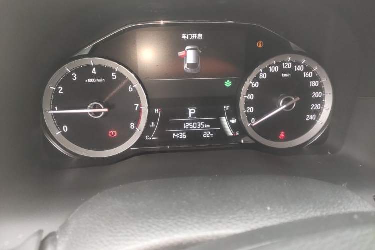 Used Honda UR-V 2020 370TURBO Four-Wheel Drive Prestige Edition Odometer Close Up