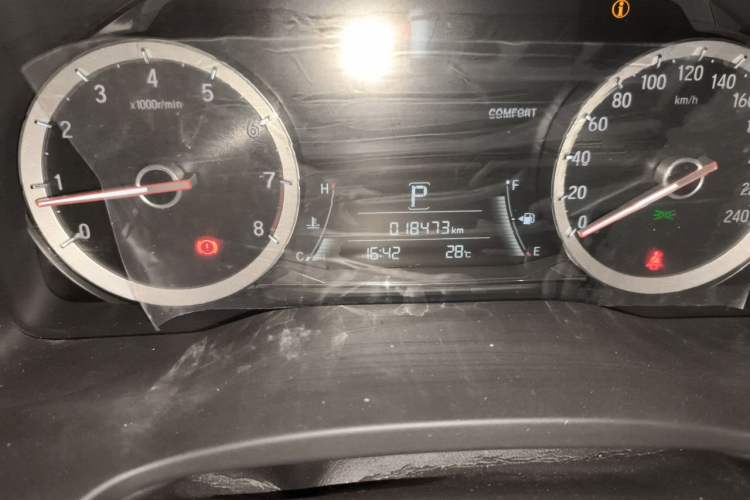 Used Honda UR-V 2020 370TURBO Two-Wheel Drive Luxury Edition Odometer Close Up