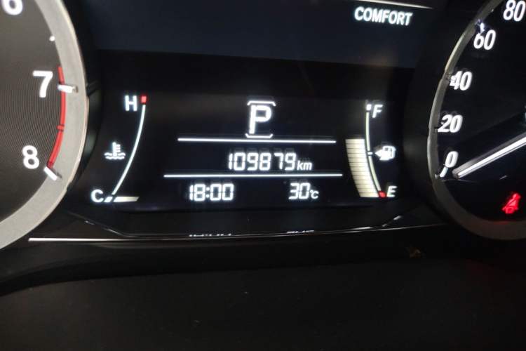 Used Honda UR-V 2020 370TURBO Two-Wheel Drive Luxury Edition Odometer Close Up
