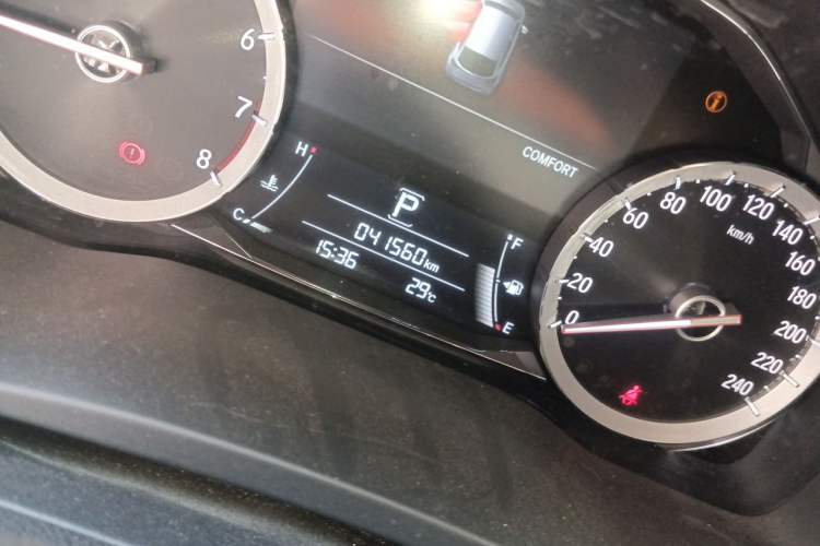 Used Honda UR-V 2020 370TURBO Two-Wheel Drive Luxury Edition Odometer Close Up