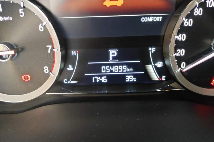 Used Honda UR-V 2020 240TURBO Two-Wheel Drive Zhiyue Version Odometer Close Up