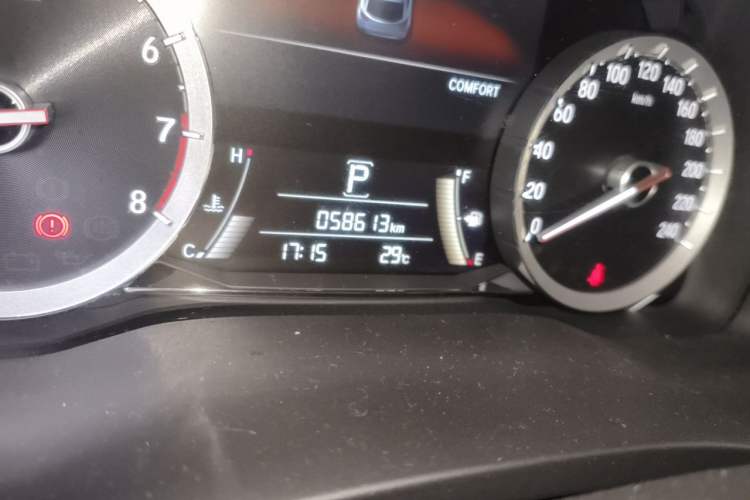 Used Honda UR-V 2020 370TURBO Two-Wheel Drive Luxury Edition Odometer Close Up