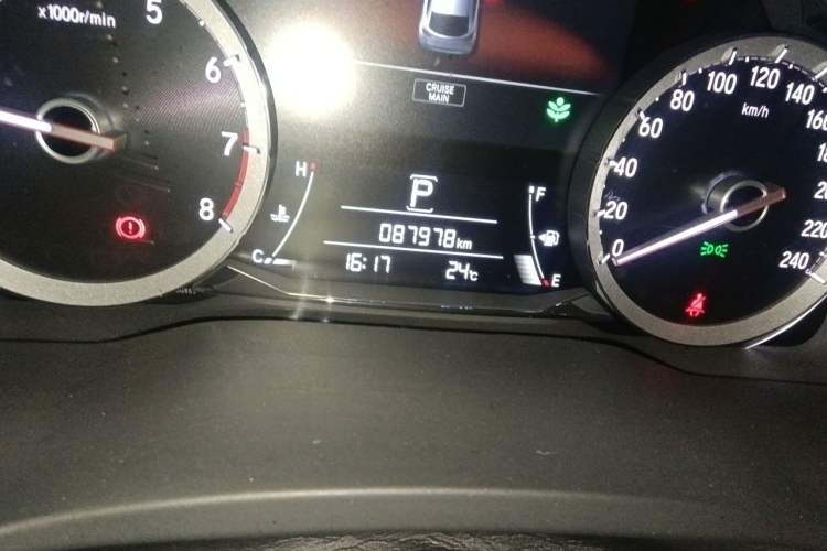 Used Honda UR-V 2020 370TURBO Four-Wheel Drive Prestige Edition Odometer Close Up