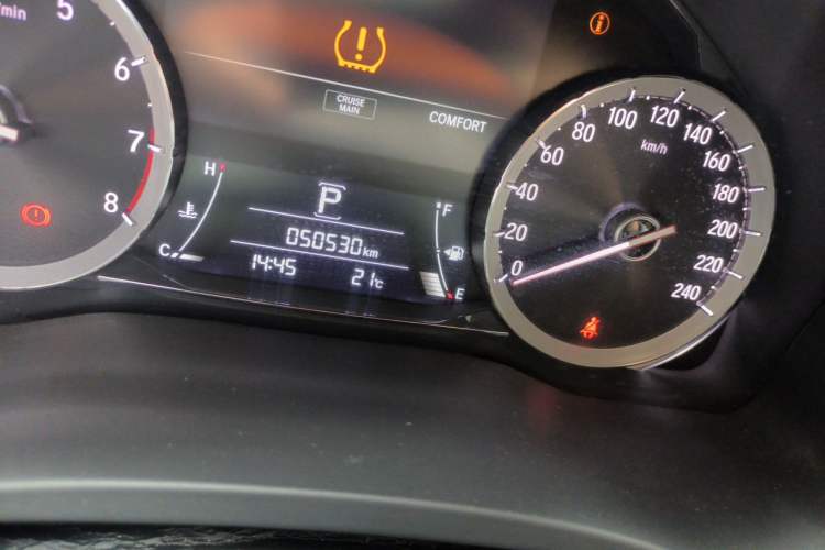 Used Honda UR-V 2020 370TURBO Two-Wheel Drive Luxury Edition Odometer Close Up