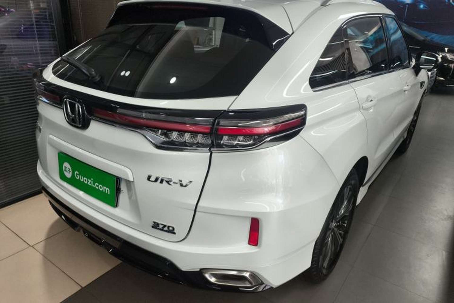 Used Honda UR-V 2020 370TURBO Two-Wheel Drive Luxury Edition Rear Right 45 Deg