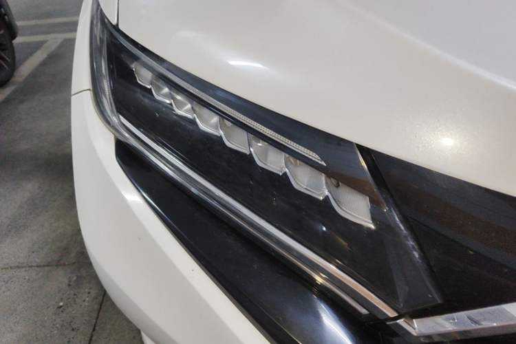 Used Honda UR-V 2020 370TURBO Four-Wheel Drive Prestige Edition Right Front Headlight