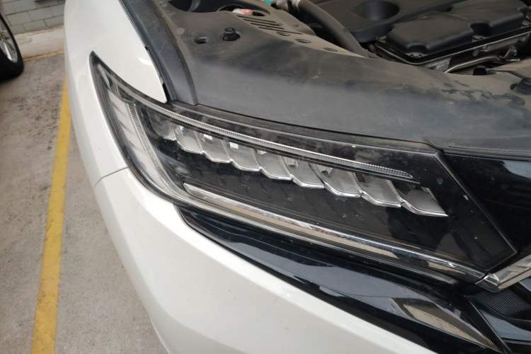 Used Honda UR-V 2020 370TURBO Two-Wheel Drive Luxury Edition Right Front Headlight