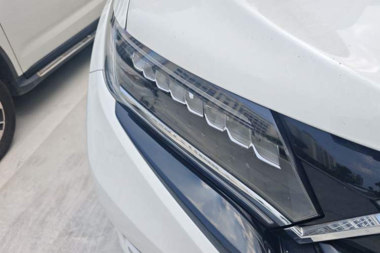 Used Honda UR-V 2020 240TURBO Front-Wheel Drive Elegant Edition Right Front Headlight