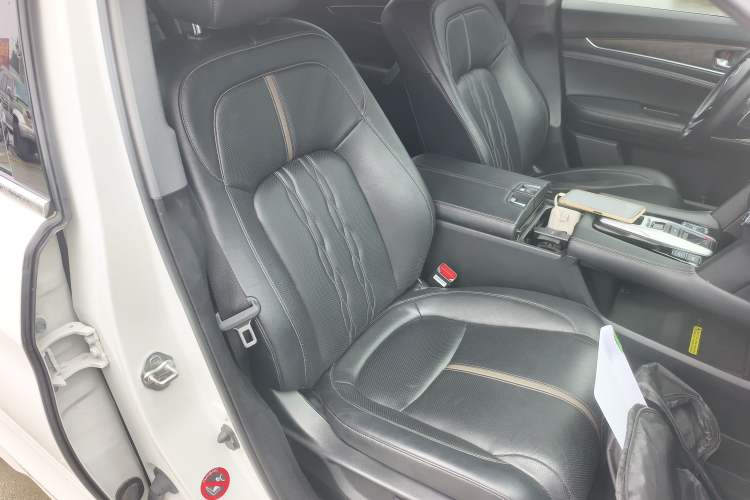 Used Honda UR-V 2020 370TURBO Four-Wheel Drive Prestige Edition Right Front Seat