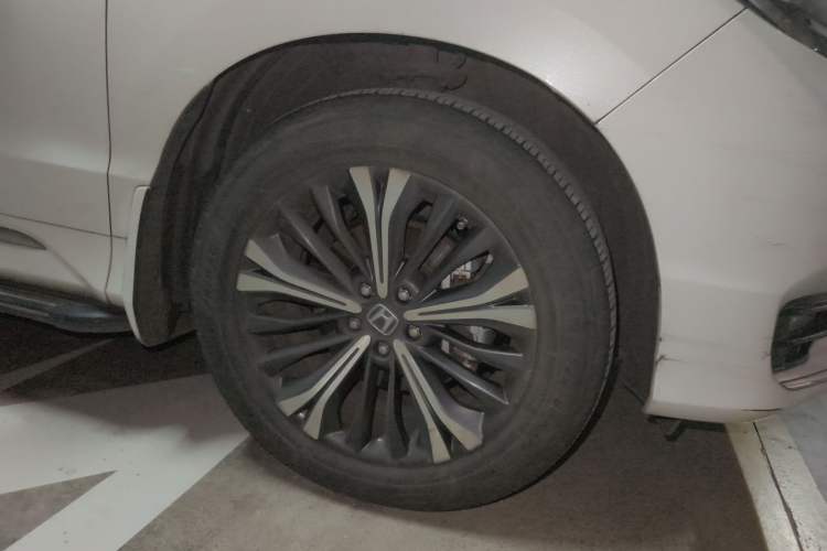 Used Honda UR-V 2020 370TURBO Two-Wheel Drive Luxury Edition Right Front Wheel Hub