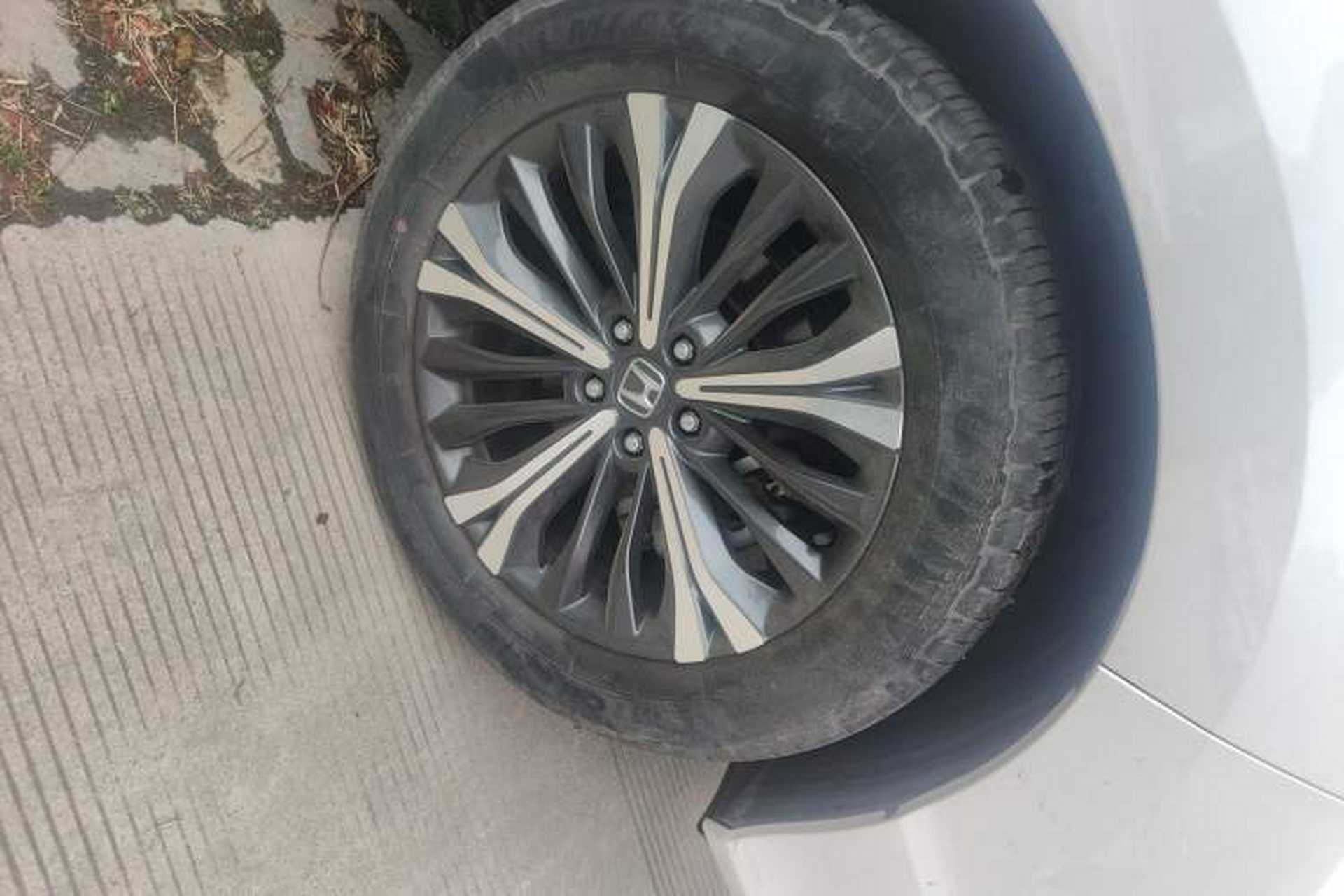Used Honda UR-V 2020 370TURBO Two-Wheel Drive Luxury Edition Right Front Wheel Hub