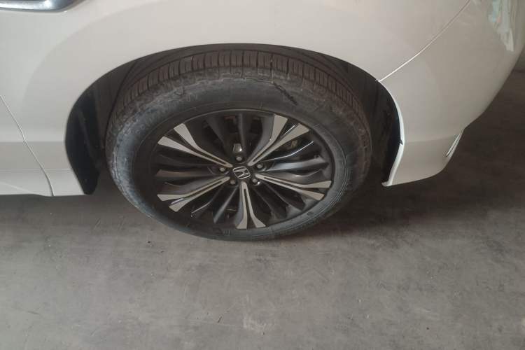 Used Honda UR-V 2020 370TURBO Two-Wheel Drive Luxury Edition Right Front Wheel Hub