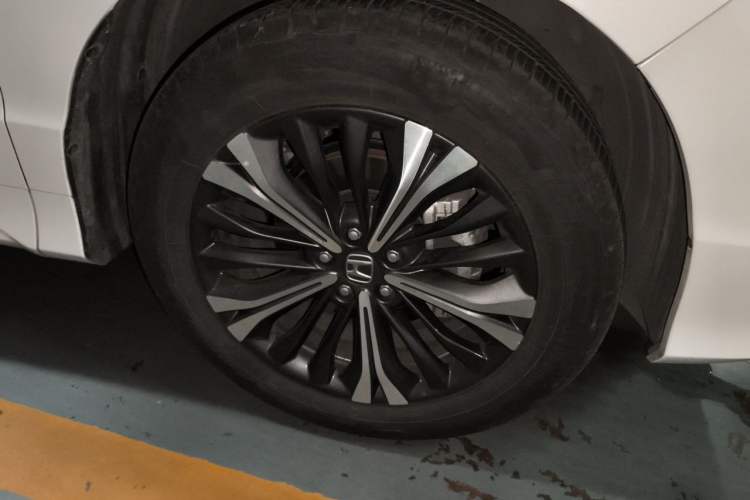 Used Honda UR-V 2020 370TURBO Two-Wheel Drive Luxury Edition Right Front Wheel Hub