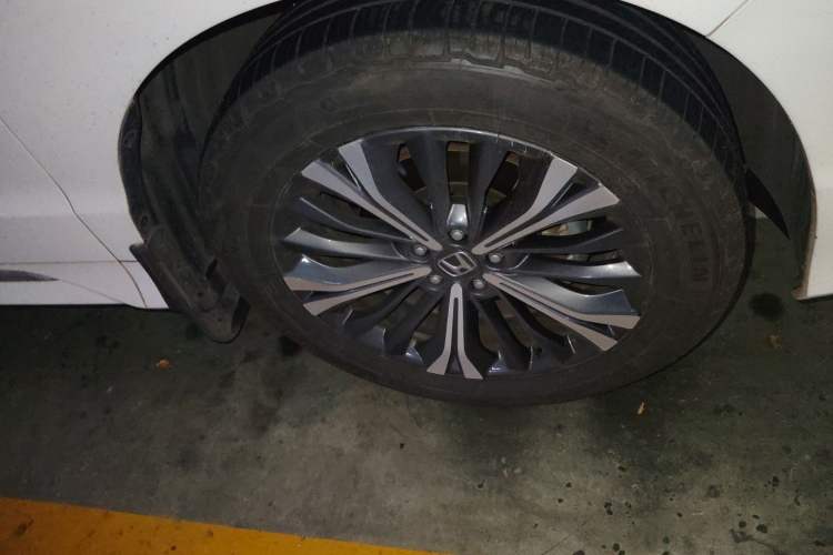 Used Honda UR-V 2020 370TURBO Two-Wheel Drive Luxury Edition Right Front Wheel Hub