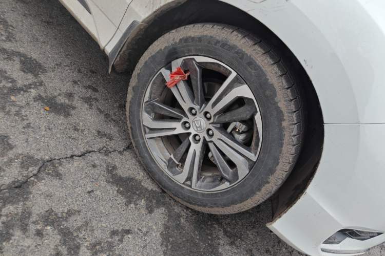 Used Honda UR-V 2020 240TURBO Two-Wheel Drive Zhiyue Version Right Front Wheel Hub