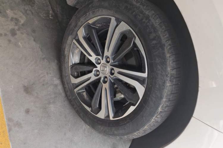 Used Honda UR-V 2020 240TURBO Two-Wheel Drive Zhiyue Version Right Front Wheel Hub