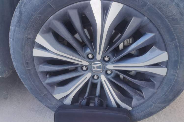 Used Honda UR-V 2020 370TURBO Two-Wheel Drive Luxury Edition Right Front Wheel Hub