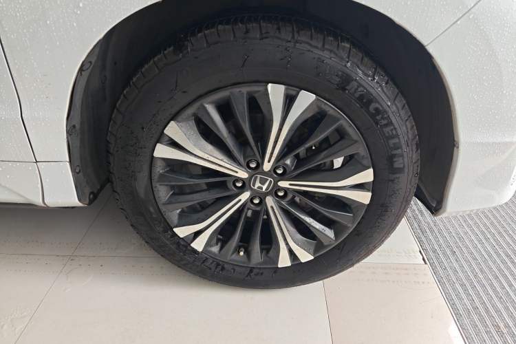 Used Honda UR-V 2020 370TURBO Two-Wheel Drive Luxury Edition Right Front Wheel Hub