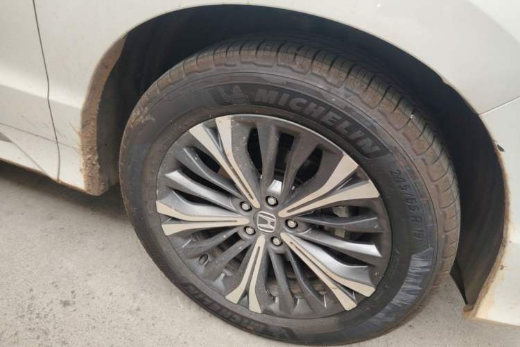 Used Honda UR-V 2020 370TURBO Two-Wheel Drive Luxury Edition Right Front Wheel Hub