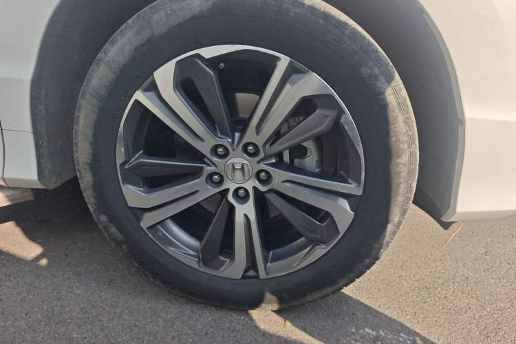 Used Honda UR-V 2020 240TURBO Two-Wheel Drive Zhiyue Version Right Front Wheel Hub