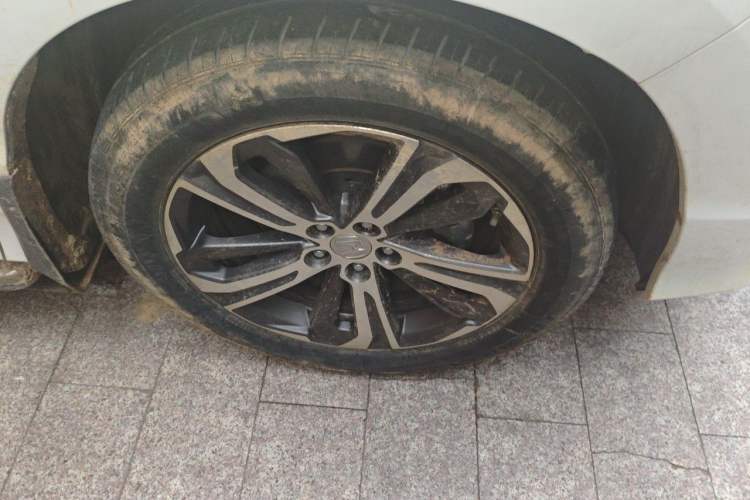 Used Honda UR-V 2020 240TURBO Front-Wheel Drive Elegant Edition Right Front Wheel Hub