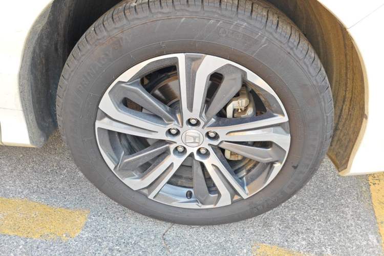 Used Honda UR-V 2020 240TURBO Two-Wheel Drive Zhiyue Version Right Front Wheel Hub