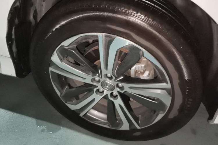 Used Honda UR-V 2020 240TURBO Front-Wheel Drive Elegant Edition Right Front Wheel Hub