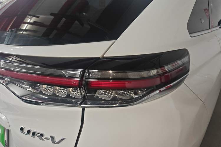 Used Honda UR-V 2020 370TURBO Two-Wheel Drive Luxury Edition Right Rear Taillight