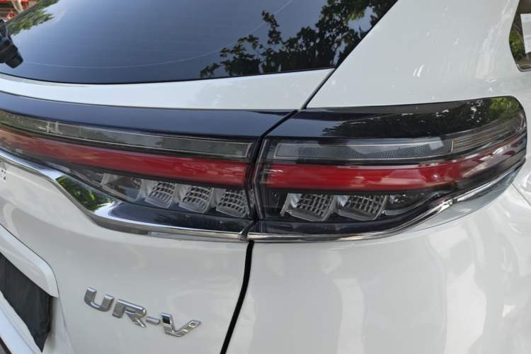 Used Honda UR-V 2020 370TURBO Two-Wheel Drive Luxury Edition Right Rear Taillight