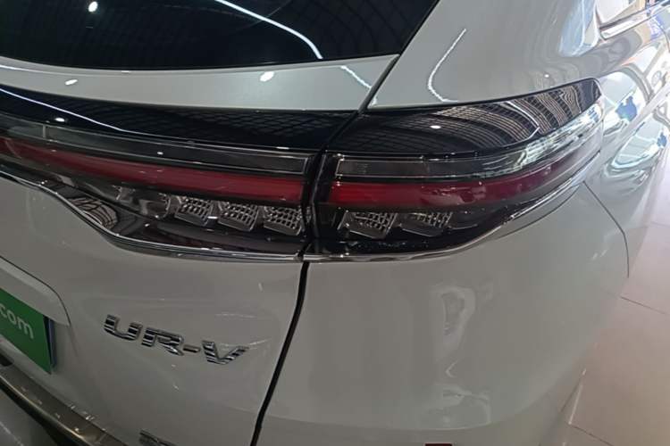 Used Honda UR-V 2020 370TURBO Two-Wheel Drive Luxury Edition Right Rear Taillight