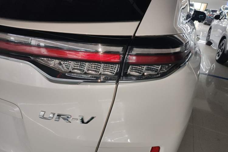 Used Honda UR-V 2020 240TURBO Front-Wheel Drive Elegant Edition Right Rear Taillight