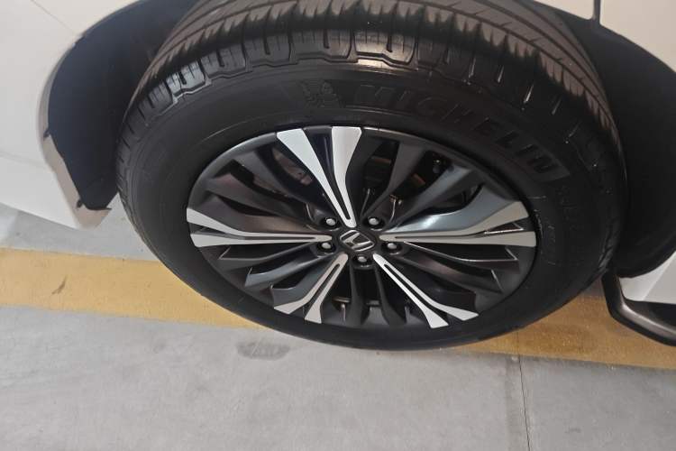 Used Honda UR-V 2020 370TURBO Two-Wheel Drive Luxury Edition Right Rear Wheel Hub