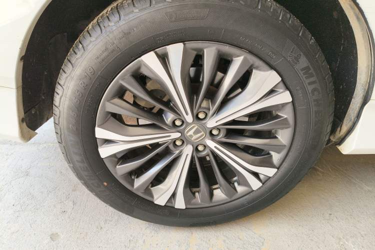 Used Honda UR-V 2020 370TURBO Two-Wheel Drive Luxury Edition Right Rear Wheel Hub