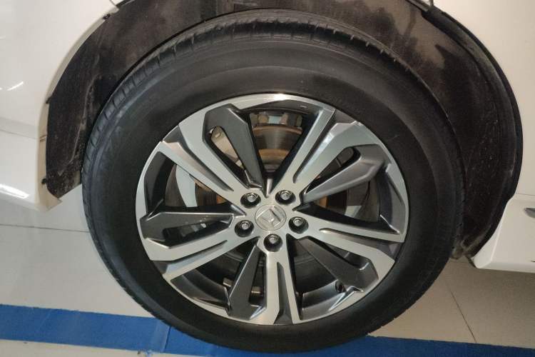 Used Honda UR-V 2020 240TURBO Front-Wheel Drive Elegant Edition Right Rear Wheel Hub