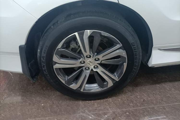 Used Honda UR-V 2020 240TURBO Front-Wheel Drive Elegant Edition Right Rear Wheel Hub