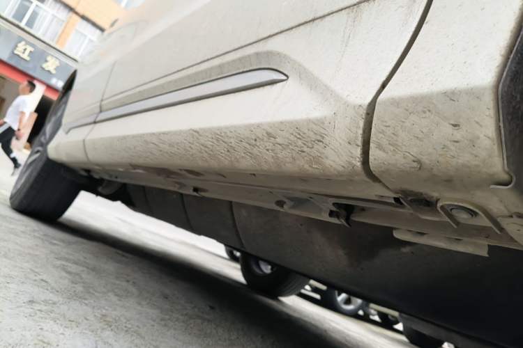 Used Honda UR-V 2020 370TURBO Four-Wheel Drive Prestige Edition Right Side Sill