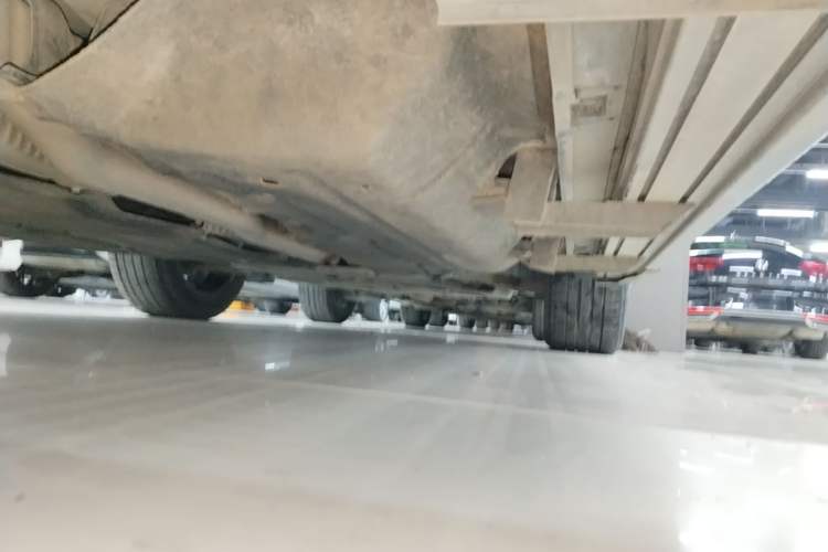Used Honda UR-V 2020 370TURBO Two-Wheel Drive Luxury Edition Right Side Sill