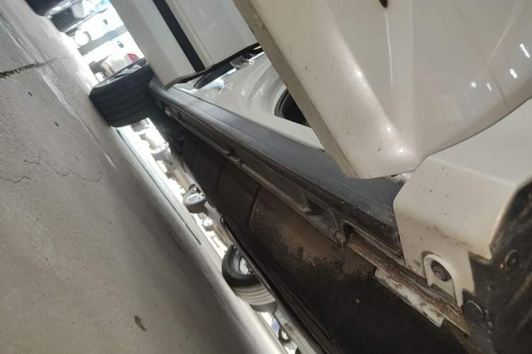 Used Honda UR-V 2020 240TURBO Two-Wheel Drive Zhiyue Version Right Side Sill
