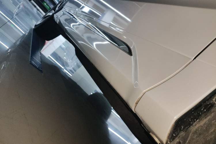 Used Honda UR-V 2020 240TURBO Front-Wheel Drive Elegant Edition Right Side Sill