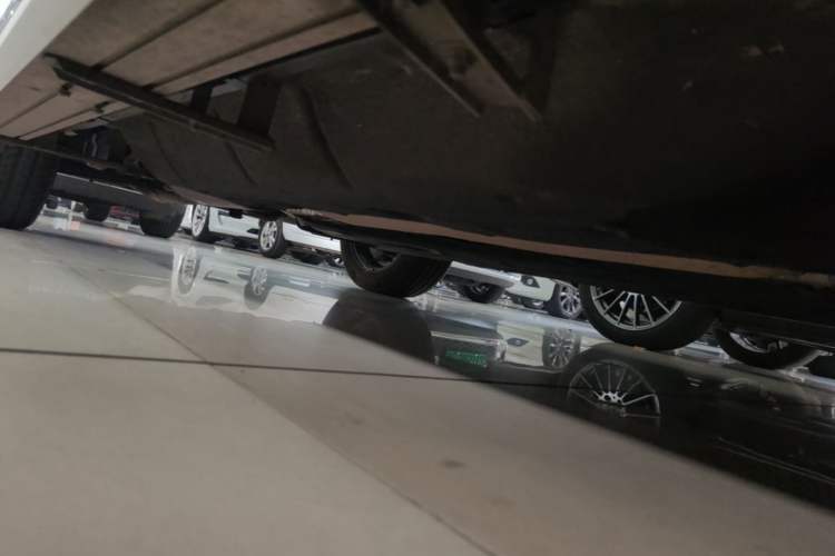 Used Honda UR-V 2020 240TURBO Front-Wheel Drive Elegant Edition Right Side Sill