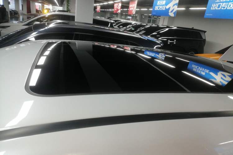 Used Honda UR-V 2020 240TURBO Two-Wheel Drive Zhiyue Version Roof