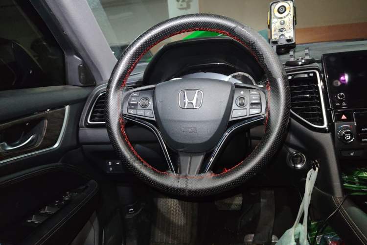 Used Honda UR-V 2020 370TURBO Two-Wheel Drive Luxury Edition Steering Wheel
