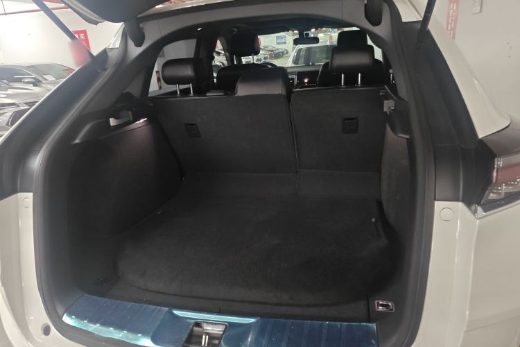 Used Honda UR-V 2020 370TURBO Two-Wheel Drive Luxury Edition Trunk